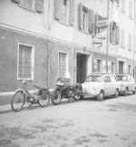 [Negozio Foto Gasparini con insegne esterne]