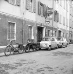 [Negozio Foto Gasparini con insegne esterne]