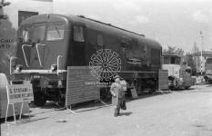 [Alberto Gasparini, figlio del fotografo Antonio Gasparini, alla fiera di Milano nel 1959]