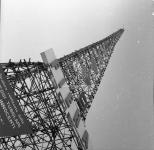 [Alberto Gasparini, figlio del fotografo Antonio Gasparini, alla fiera di Milano nel 1959]