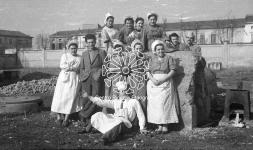 [Foto di gruppo e coppie]