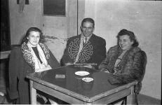 [Foto di gruppo e coppie]