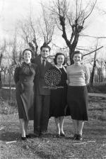 [Foto di gruppo e coppie]