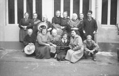 [Foto di gruppo e coppie]