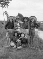 [Foto di gruppo e coppie]