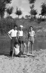 [Foto di gruppo e coppie]