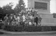 [Foto di gruppo e coppie]