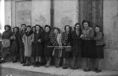 [Foto di gruppo e coppie]