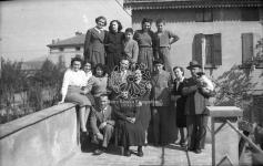 [Foto di gruppo e coppie]