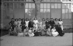 [Foto di gruppo e coppie]