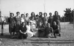 [Foto di gruppo e coppie]