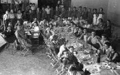 [Foto di gruppo e coppie]