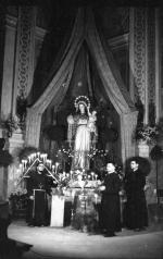 [Foto di gruppo e coppie]