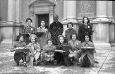 [Foto di gruppo e coppie]