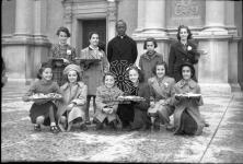 [Foto di gruppo e coppie]