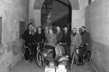 [Foto di gruppo e coppie]