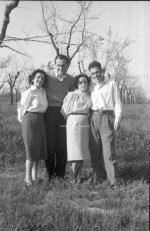 [Foto di gruppo e coppie]