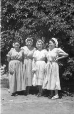 [Foto di gruppo e coppie]