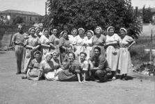 [Foto di gruppo e coppie]