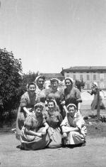 [Foto di gruppo e coppie]