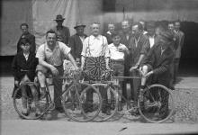 [Foto di gruppo e coppie]